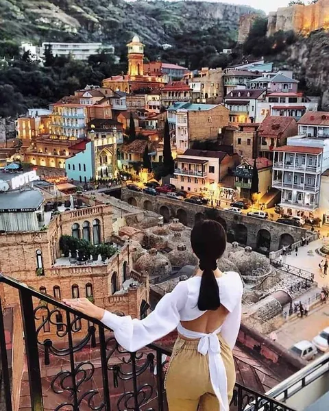 ფოტოტური თბილისში